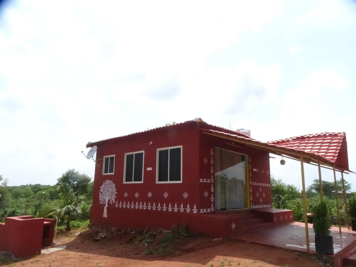 Mangohut Farmhouse Pool Villa Hyderabad Exterior foto